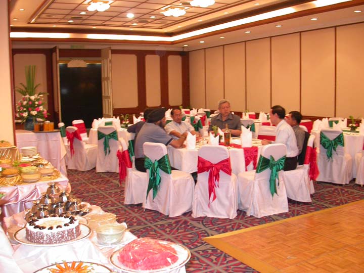 med23_2004-12-09-07.JPG 96.7K