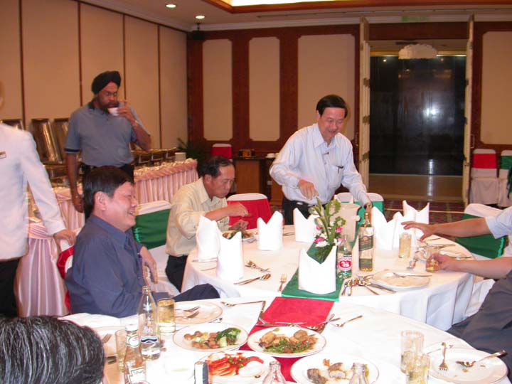 med23_2004-12-09-13.JPG 85.0K