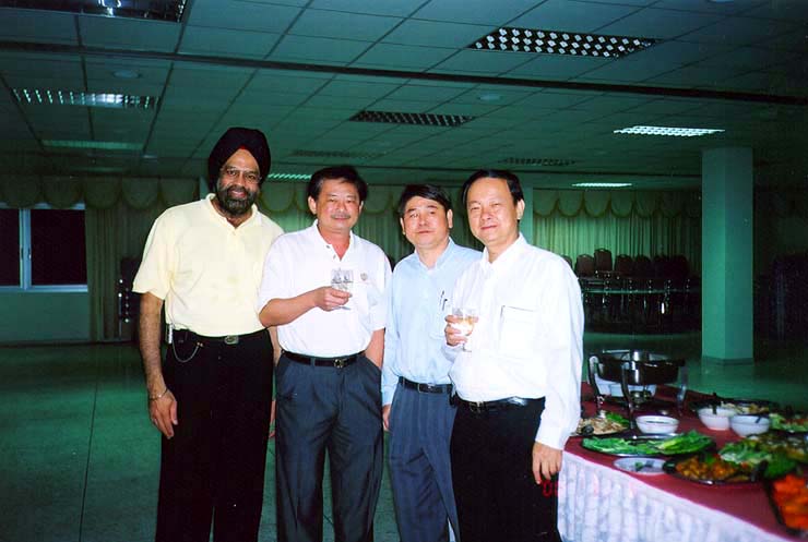 p013.jpg 52.5K