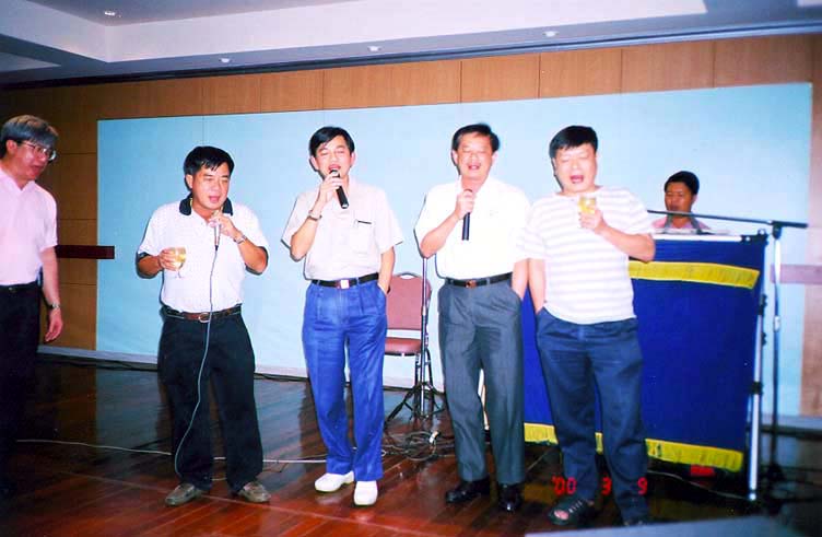 p018.jpg 51.8K