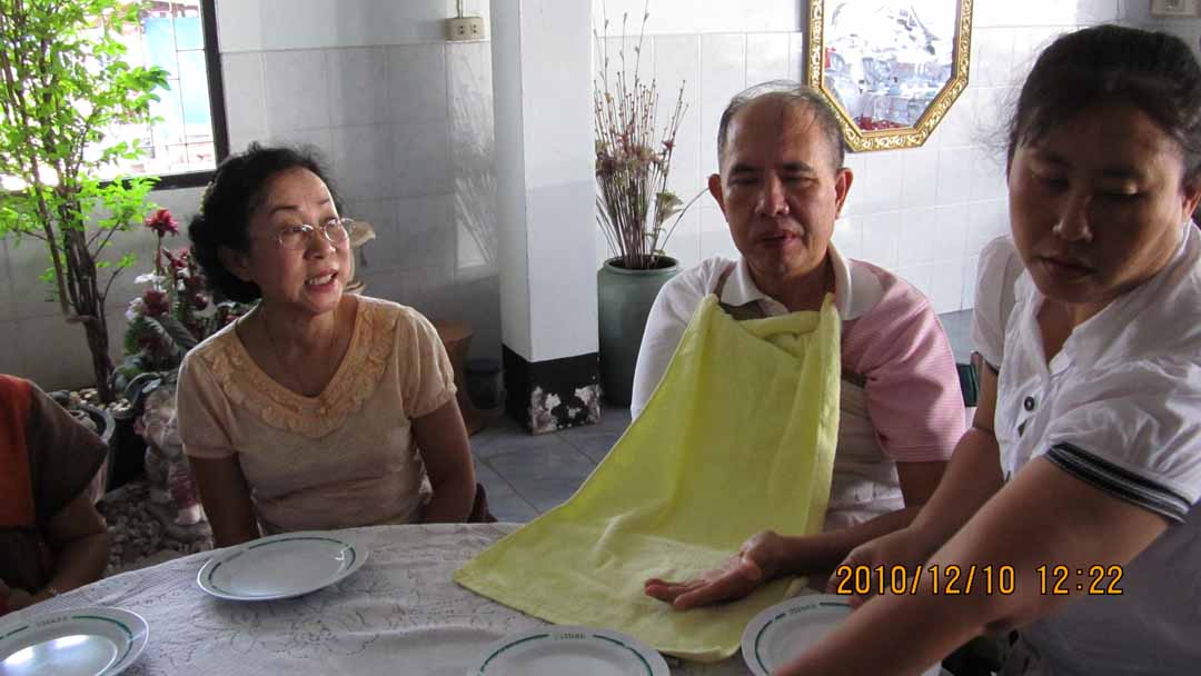 Lunch_Mae_Pranom_10_20.JPG 90.6K
