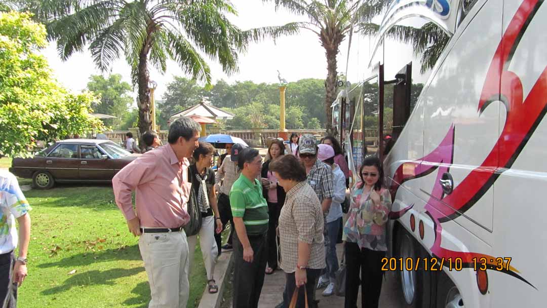 wat_kaew_pichit_03.JPG 132.7K
