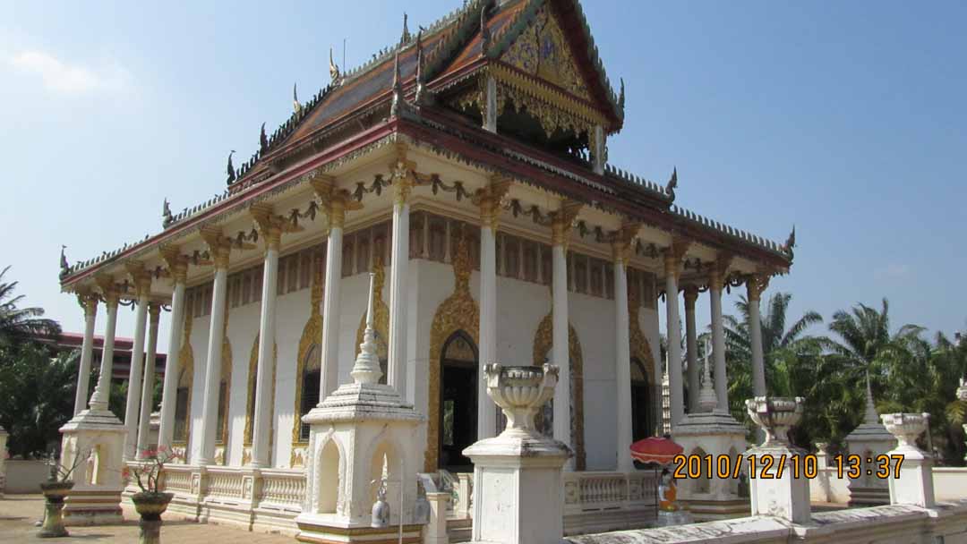 wat_kaew_pichit_04.JPG 91.8K
