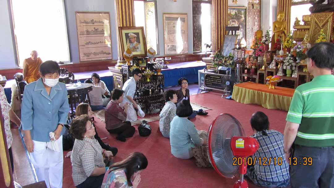 wat_kaew_pichit_08.JPG 114.8K