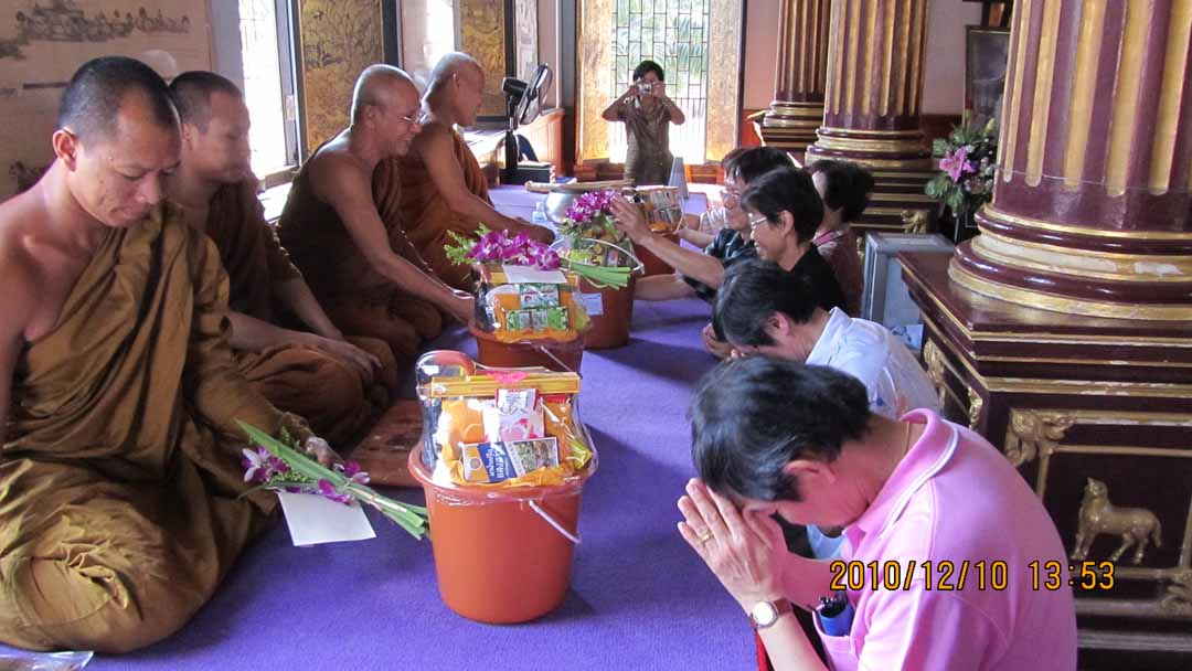 wat_kaew_pichit_17.JPG 110.2K