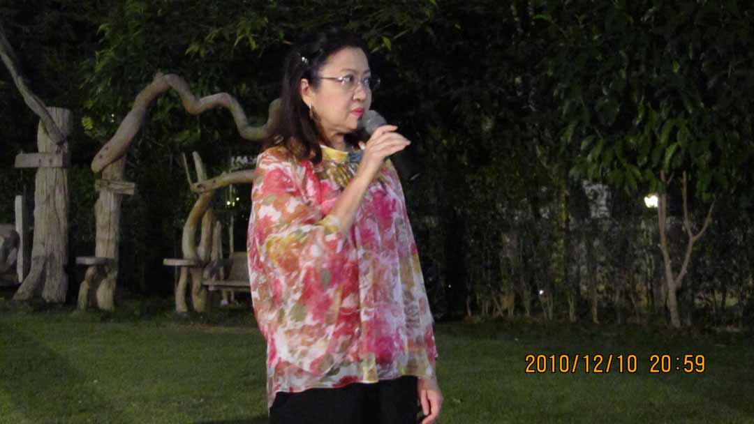 night_party_10_44.JPG 70.8K