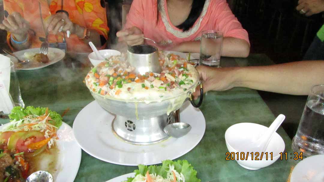 lunch_11_19.JPG 76.4K