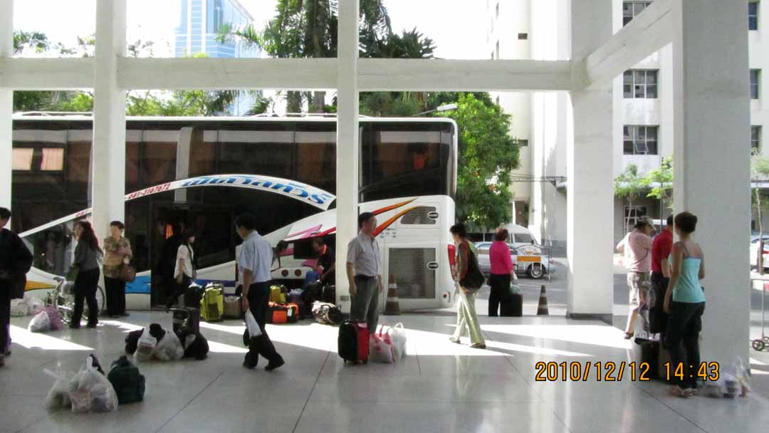 back_to_faculty_12_03.JPG 85.8K