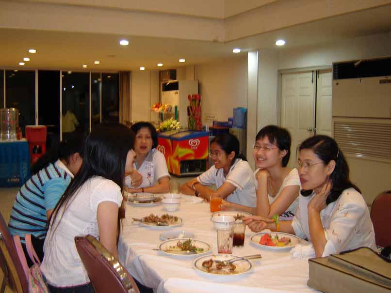 DSC018.JPG 59.8K