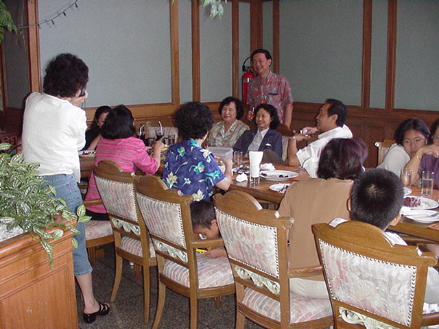 cnoon113.jpg 102.2K