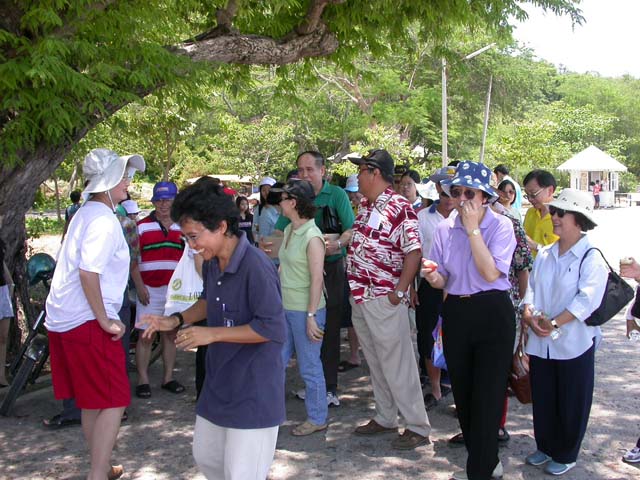DSCN2568.jpg 97.2K