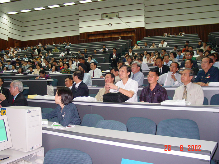DSC04702.JPG 195.8K