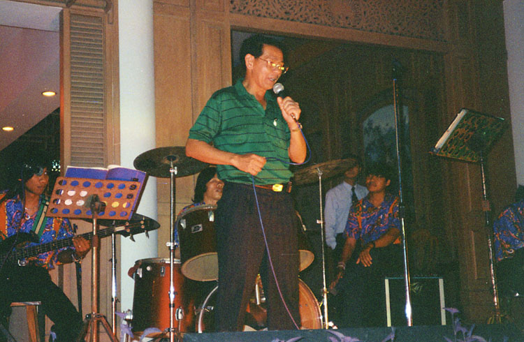 ppp04.jpg 116.4K