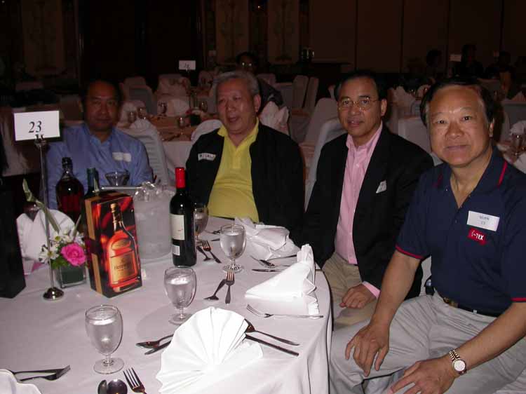 alumni06_07.jpeg 53.4K