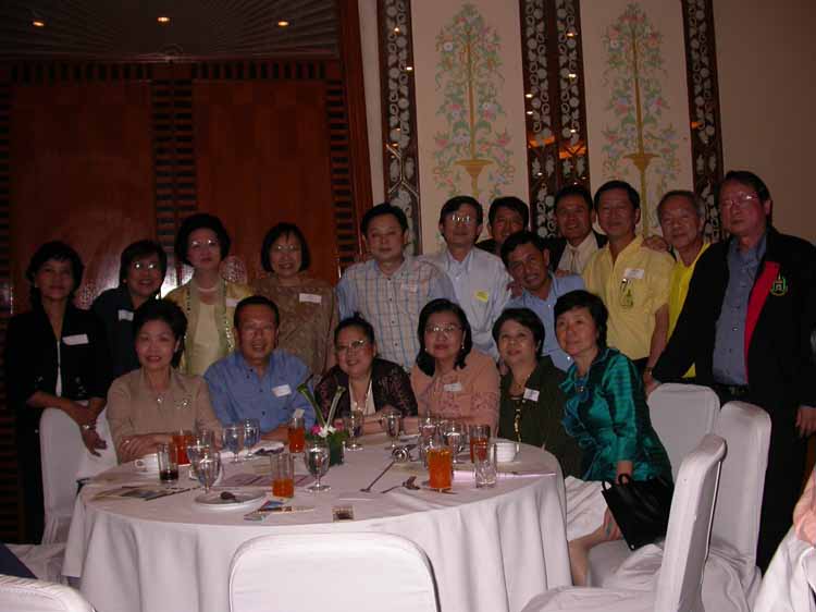 alumni06_46.jpeg 56.4K