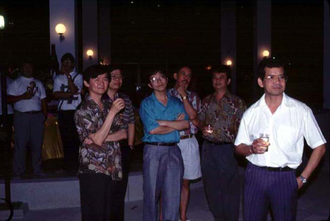pmy00007.jpg 32.2K